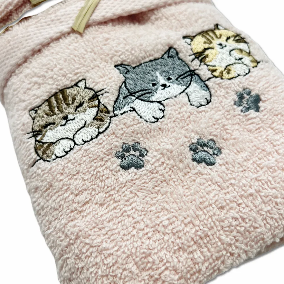 Coppia asciugamani ricamati Tre gattini rosa
