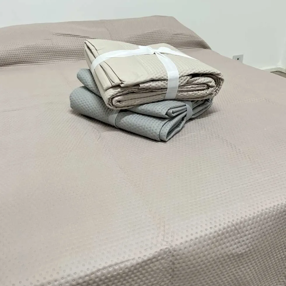 Copriletto trapuntato Prestige grigio matrimoniale