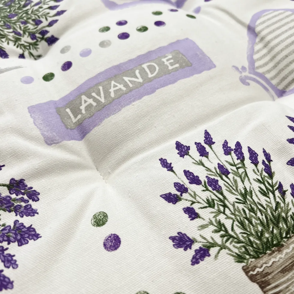 Cuscino per sedia Lavanda fondo bianco