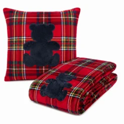 Plaid Aiden Tartan rosso + federa cuscino ricamati orsetto
