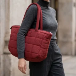 Set Borsa Tote + pochette trapuntata puffer louise Bordeaux